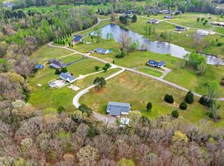 55 Sunshine Cv, Scotts Hill, TN 38374