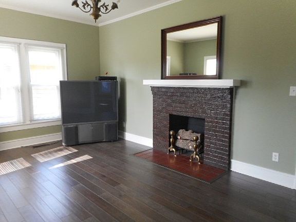3rd image of 534 S Madison Ave
