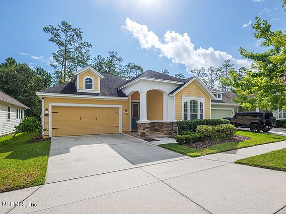 2nd image of 284 GARDEN WOOD Drive