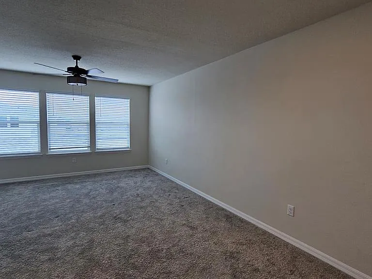 10274 Hadley St — Photo 7