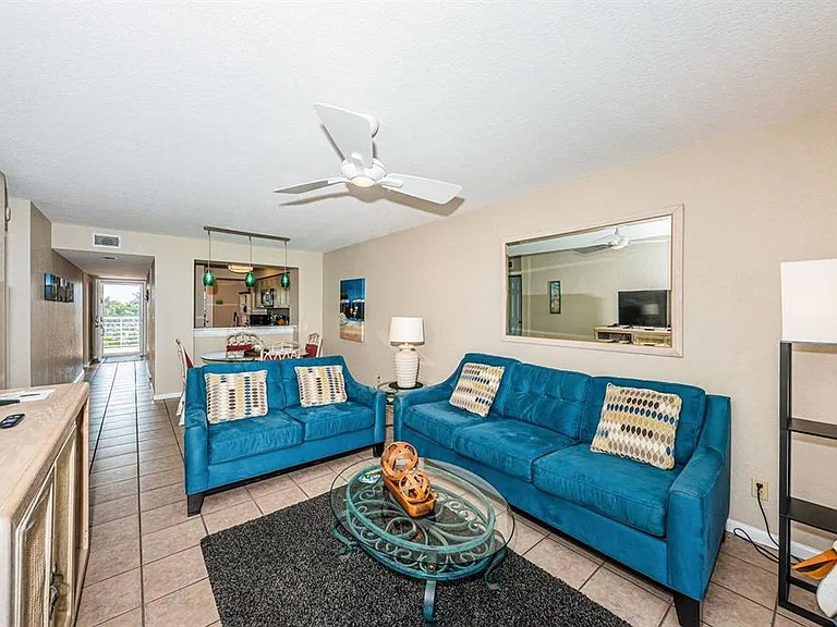 5901 Bahia Del Mar Cir #518 — Photo 13