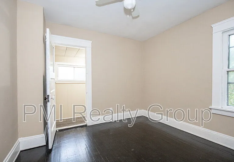 888 Evangeline Rd — Photo 20
