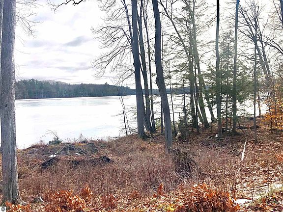 5th image of 0 SE Torch Lake Dr