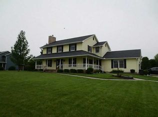 1810 E Possum Rd, Springfield, OH 45502