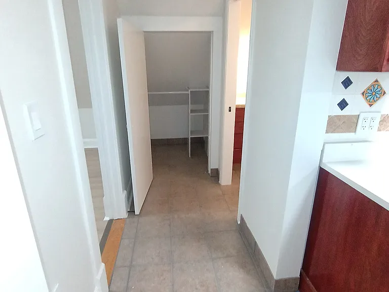 813 E Wayne St #2 — Photo 7