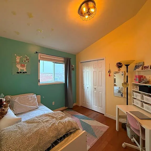 1509 Durocher Dr — Photo 13