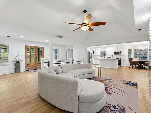 5th image of 3107 Hammock Creek Ct