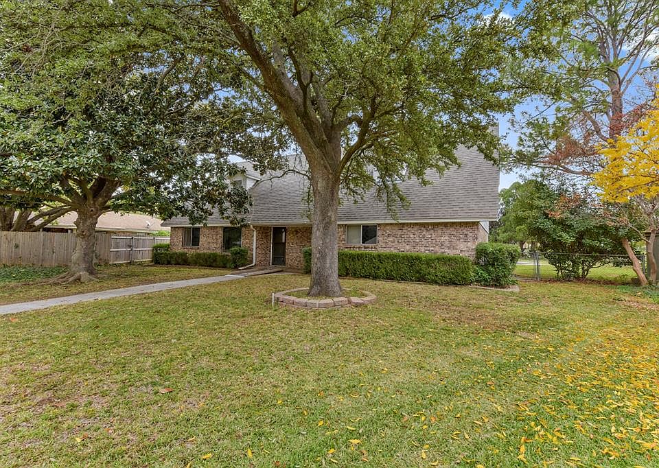 1st image of 1816 Lakemont Ct