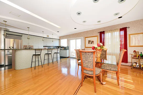 Sold by Talk of the Town Realty | media 5