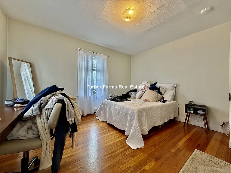 94 Heath St #1F — Photo 17