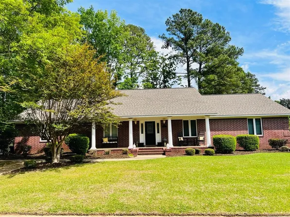 491 Brookridge Dr, Camden, AR 71701