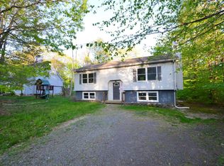 6143 Horatio Rd, Tobyhanna, PA 18466