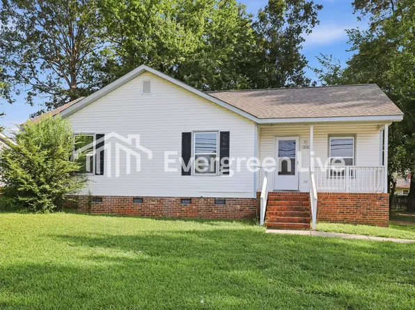 1513 Cedrow Dr, High Point, NC 27260