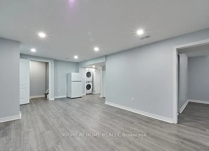 117 Hibbard Dr #BASEMENT — Photo 2