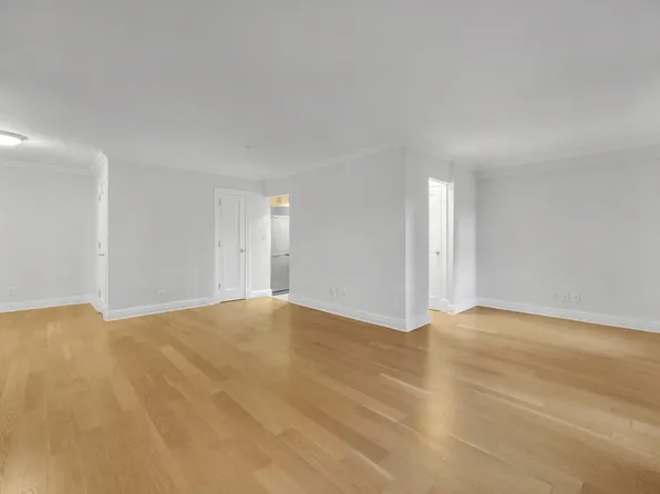 141 East 33rd Street image 7 of 8