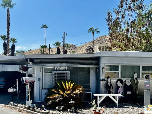 74 Venus St, Palm Springs, CA 92264