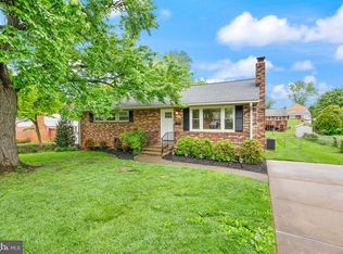 5301 Nutting Dr, Springfield, VA 22151