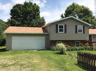 2405 & 2407 Chase Rd, Carrollton, OH 44615