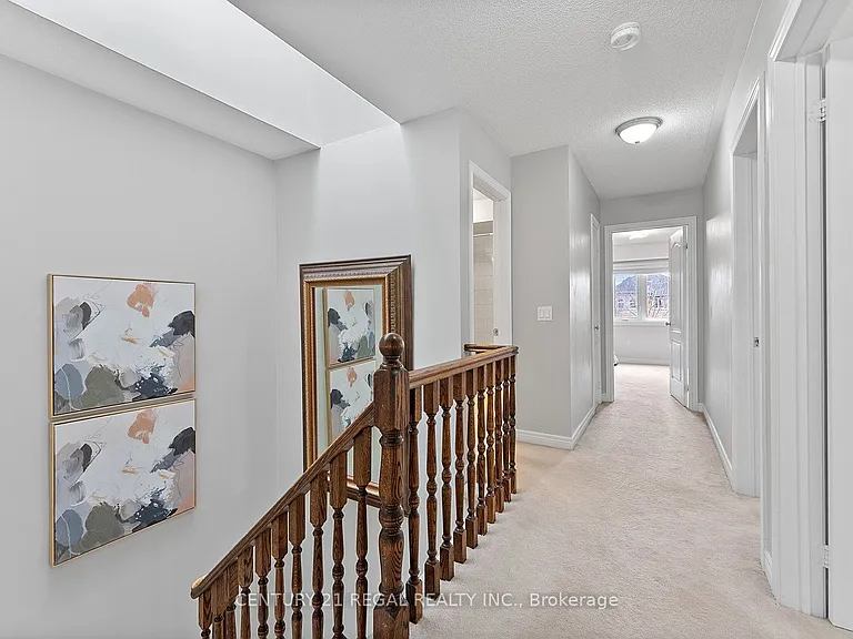 42 Ballymore Dr — Photo 33