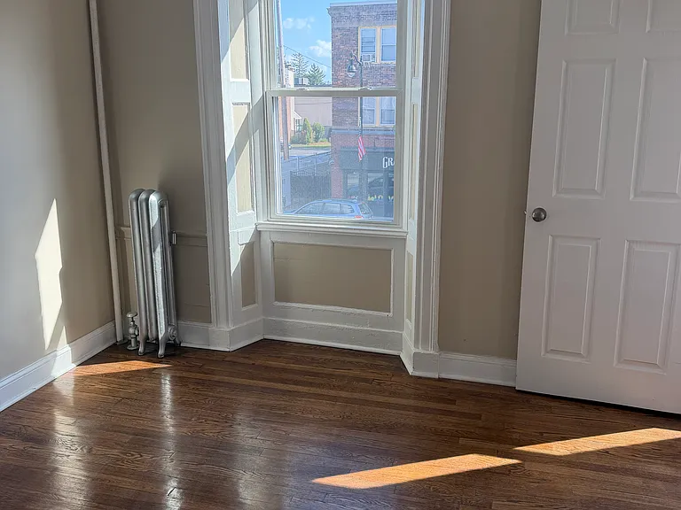 84-88 Main St #1 — Photo 11