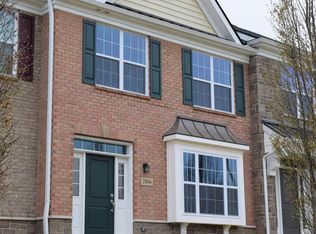 2866 Hardwick Rd, Ann Arbor, MI 48105