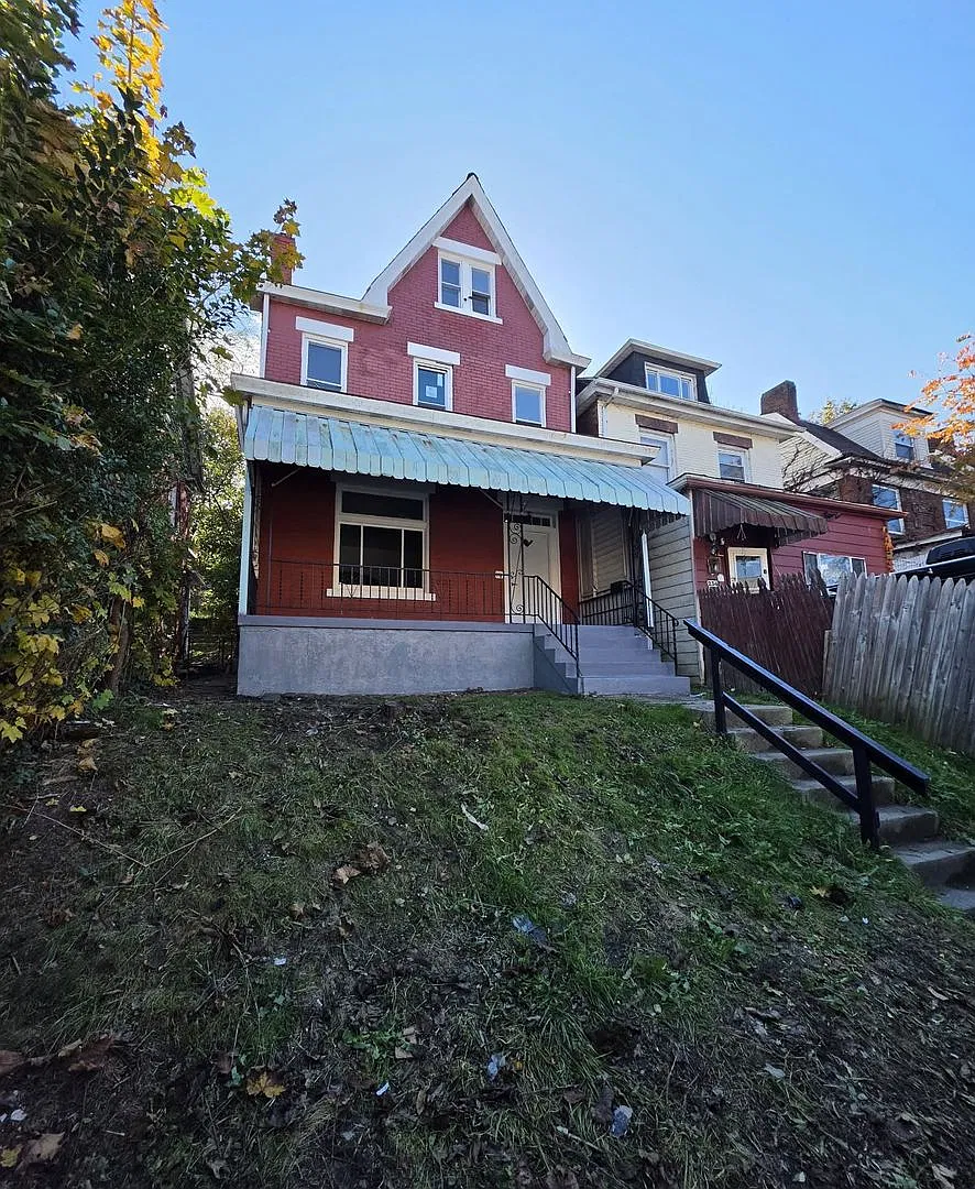 Comfortable 3BR Home in Pittsburgh, Section 8 Considered!! — Photo 1