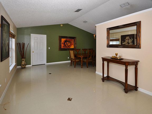 4th image of 2151 Forest Gate Dr W