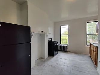 Rented by Signature Property Realty