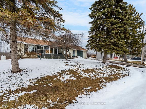 2nd image of 3928 Edgehill Rd