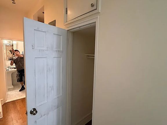 5th image of 338 E 83rd St APT 1D