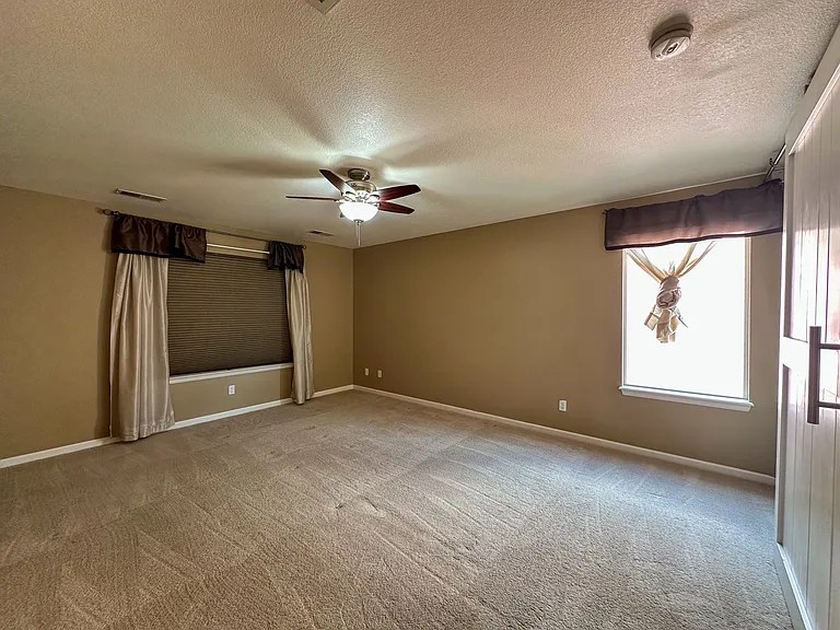 12183 Coral Burst Ln — Photo 25