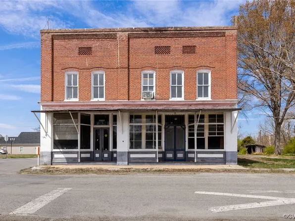 22030 Farmers Ln, Jetersville, VA 23083