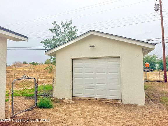 4th image of 204 Hermosa Dr