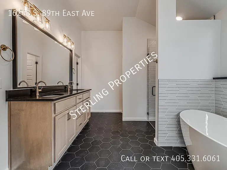 16248 S 89th East Ave — Photo 28