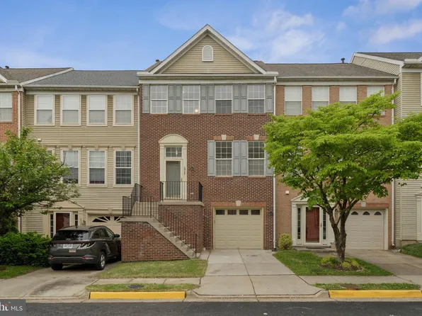 2906 Fairfax Metro Ln, Vienna, VA 22181