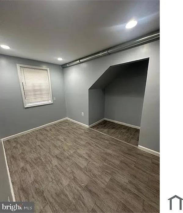 4 bed, $3,989 — Photo 3