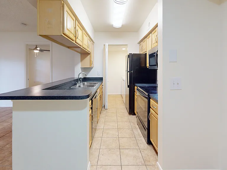 Lakewood Place — Photo 70