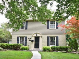 9606 Ridge Blvd, Wauwatosa, WI 53226