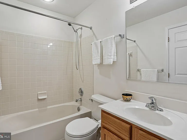 46 Waddington Ln — Photo 44