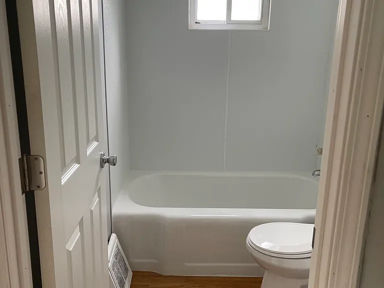 10620 Saint Lawrence Ln — Photo 6