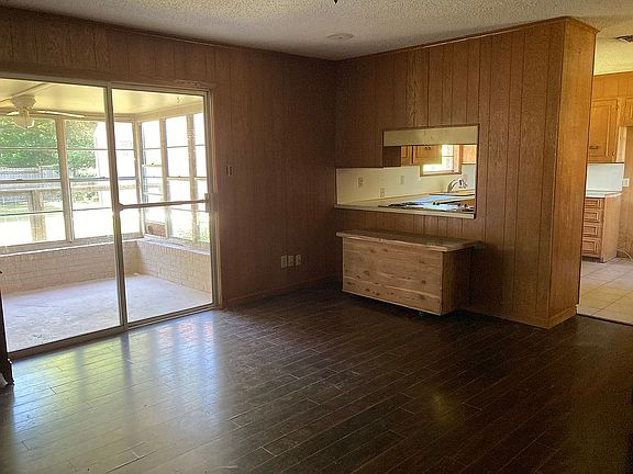 5th image of 9255 Donna Dr