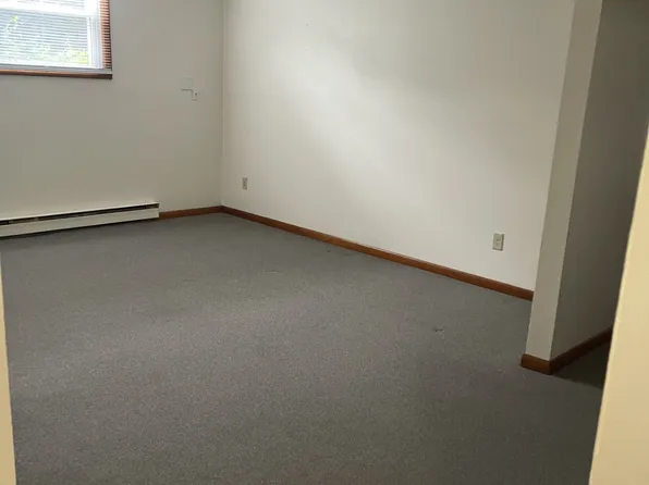 169 West St, Essex Junction, VT 05452