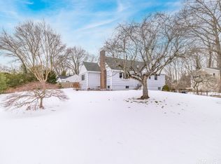 63 Alpine St, Stamford, CT 06905