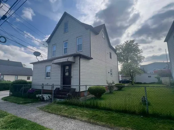 23 Blakely Pl, Garfield, NJ 07026