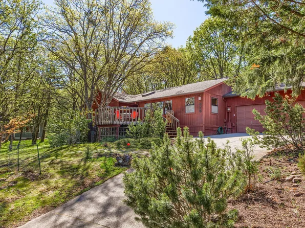 575 Nyla Ln, Ashland, OR 97520