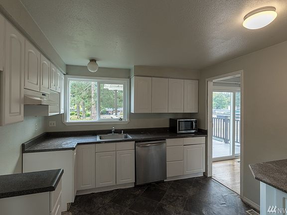 4th image of 31822 121st Ave SE