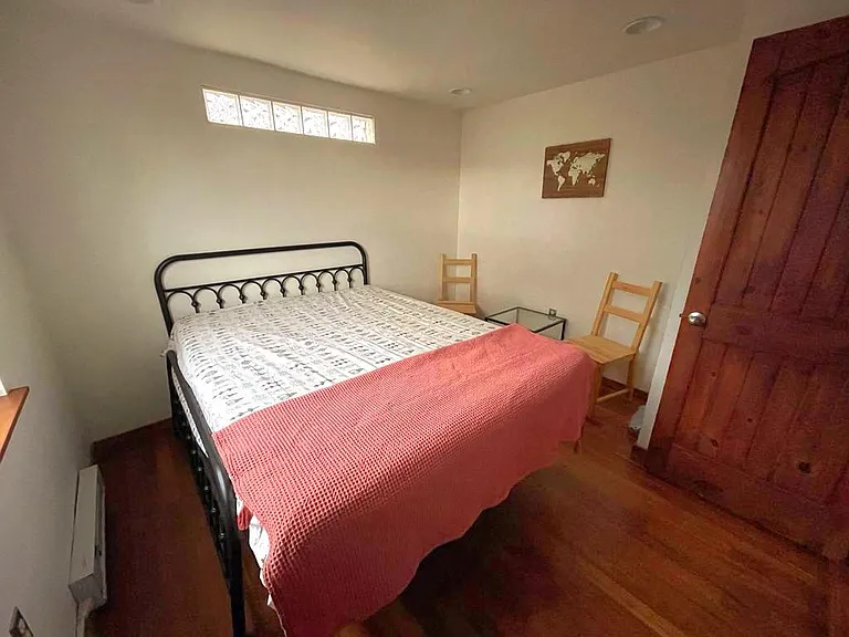 Walter St SE — Photo 9