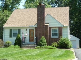 26 Greenfield Ave, Summit, NJ 07901