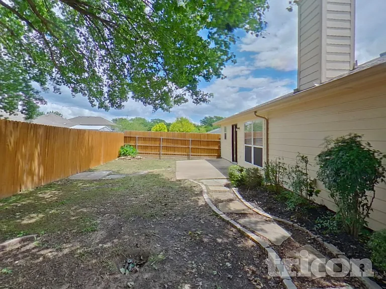 716 Sequoia Dr — Photo 21