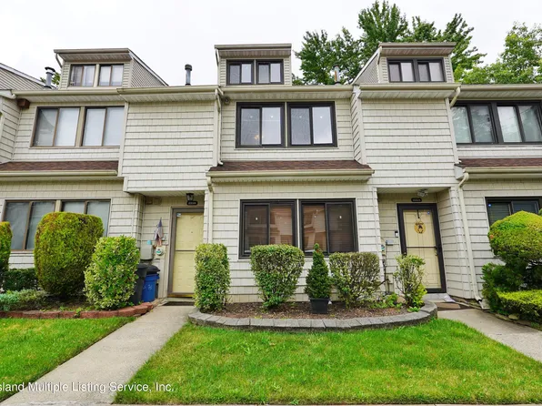 225 Signs Rd APT B, Staten Island, NY 10314